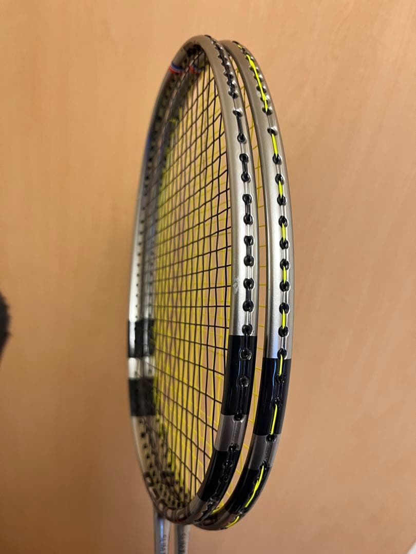 2本 サテライト 限定 パワー BabolaT バボラ バドミントン ラケット