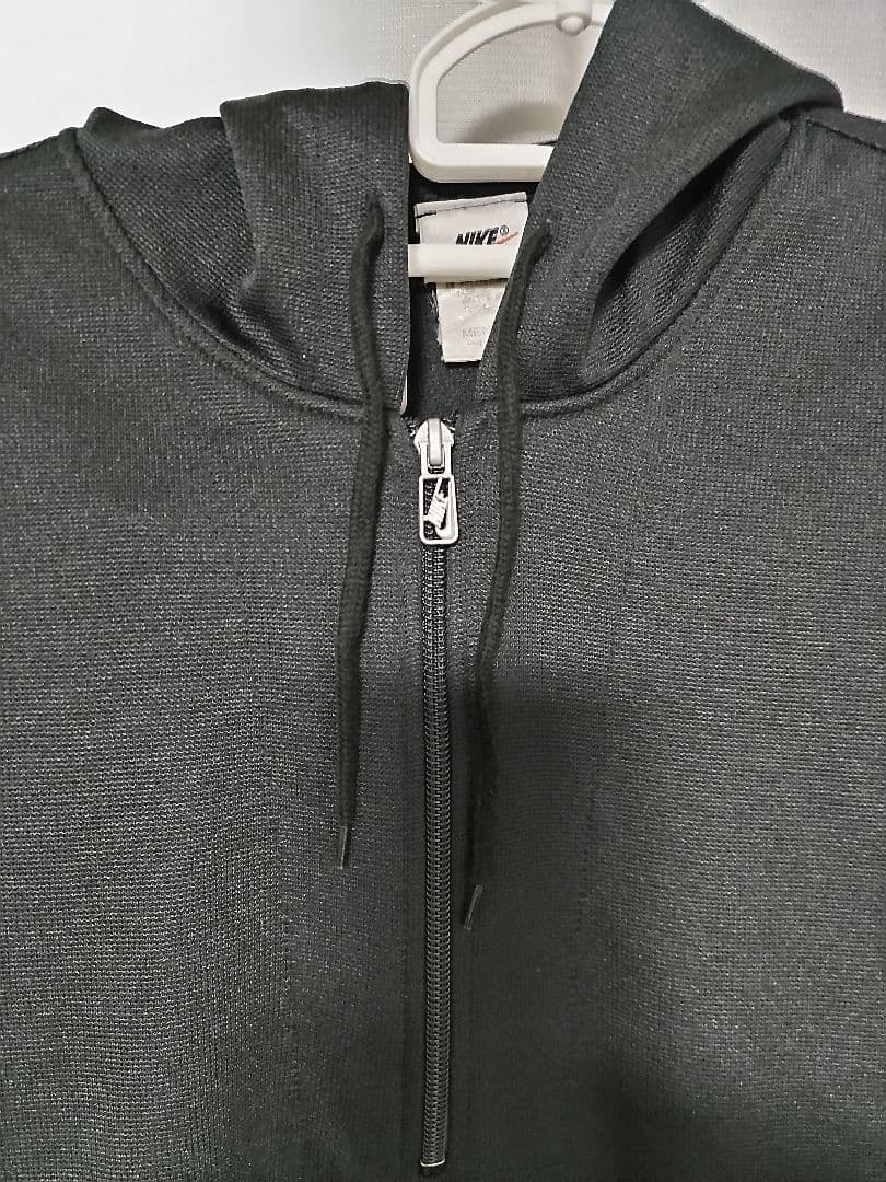 Nike SWOOSHフーディ ジップアップジャージ（VLA100 AUYI）