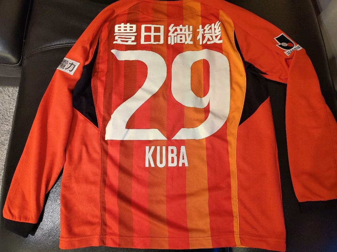 【超レア】2010年 名古屋グランパス 選手支給品 全選手サイン入りユニフォーム