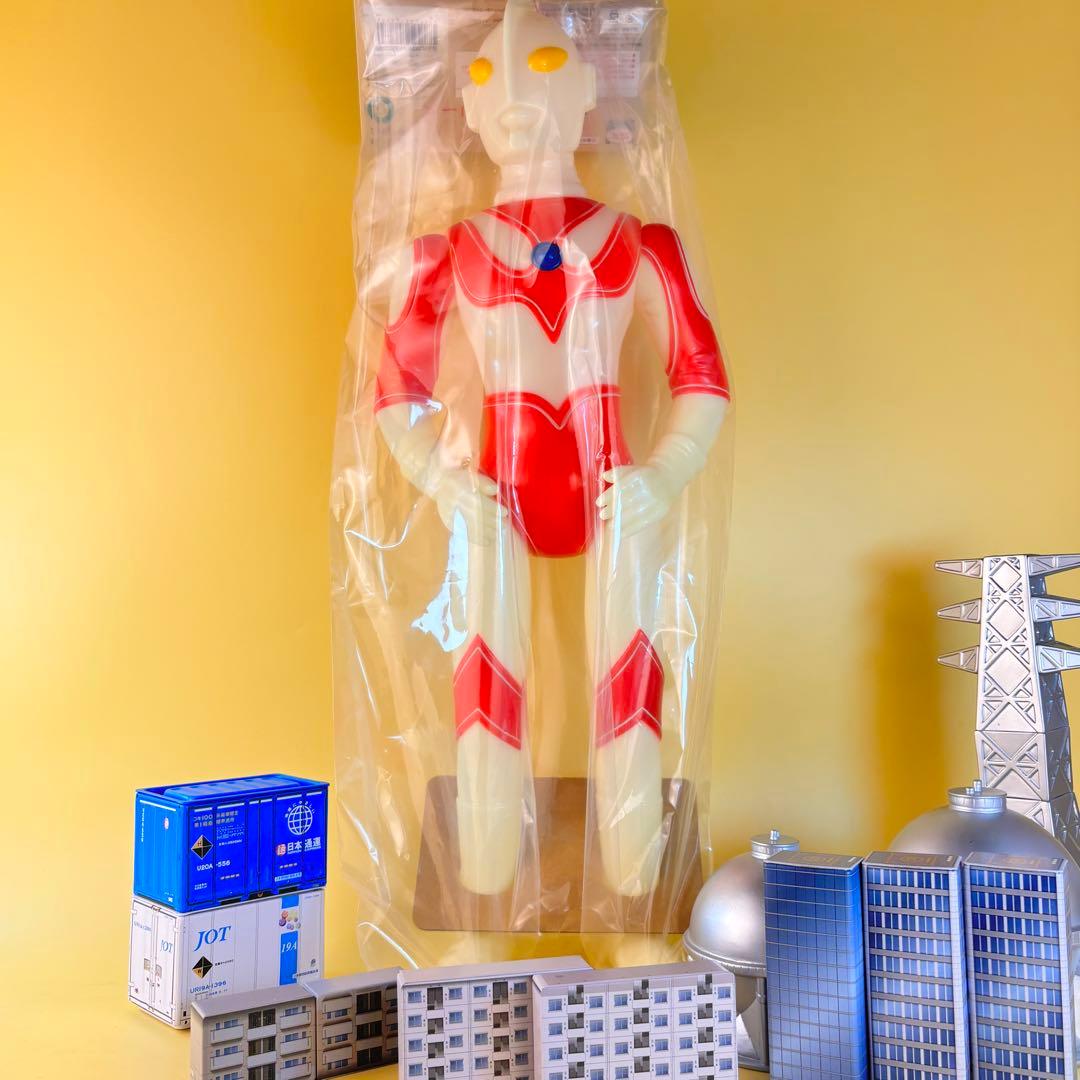 新品 ブルマァク ジャイアント 帰ってきたウルトラマン 蓄光 限定 ソフビ