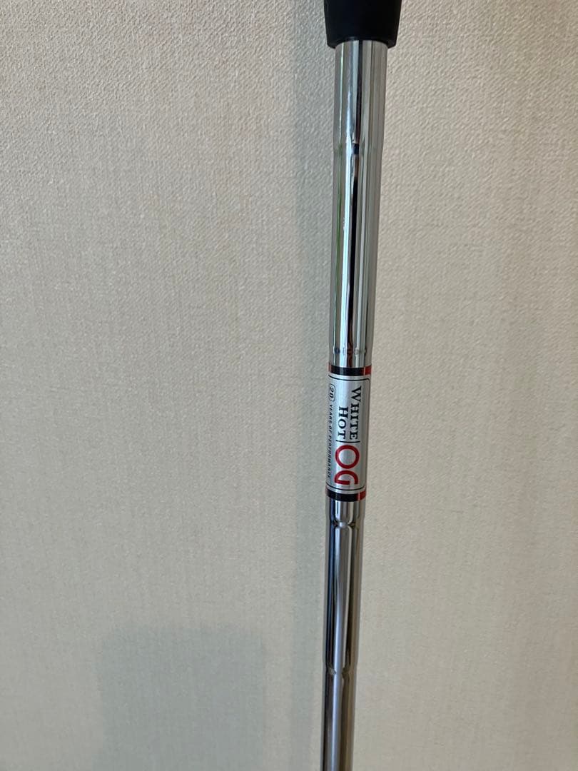 ODYSSEY WHITEHOT OG ROSSIE 33インチ