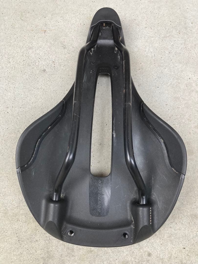 VERSE short ELITE ブラックサドル　145㎜