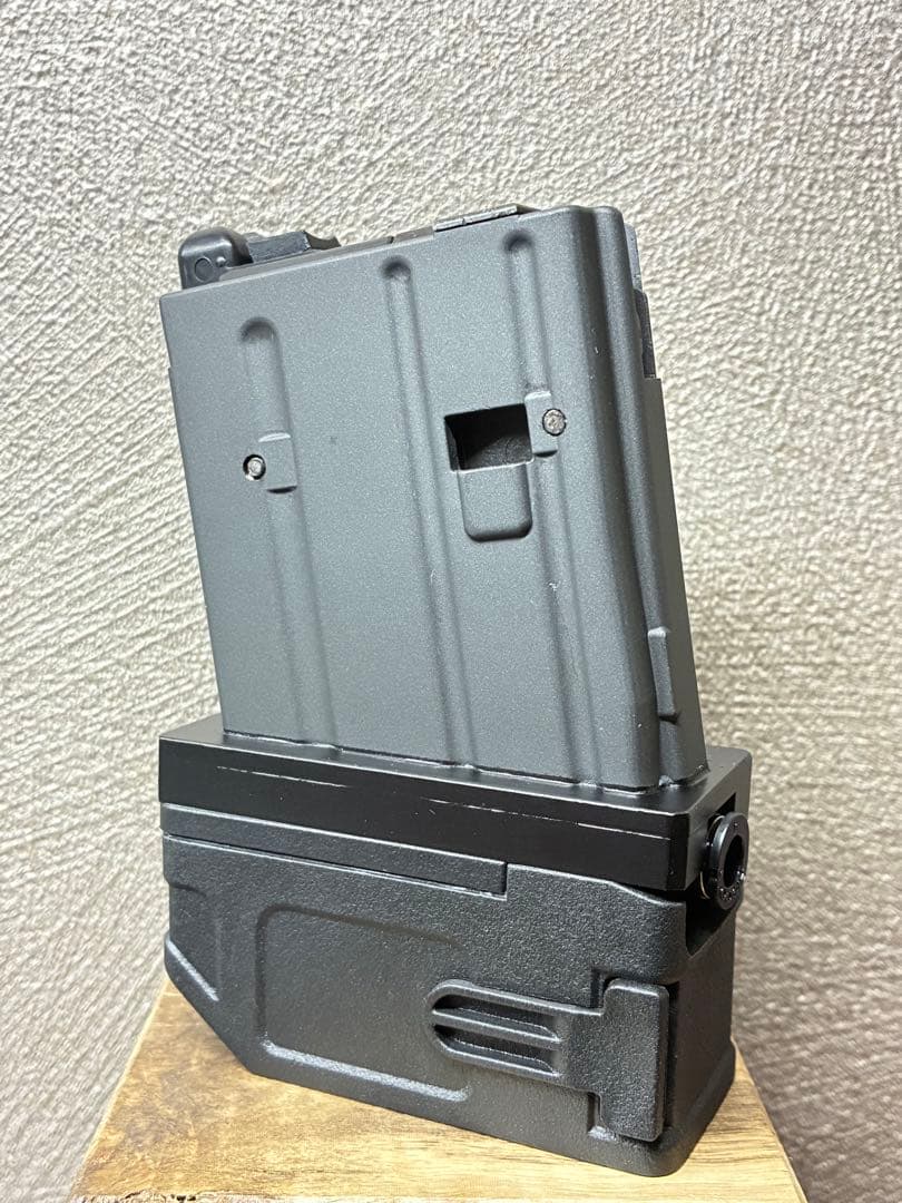R7-36 東京マルイ GBB M4 マガジンアダプター 外部ソース仕様