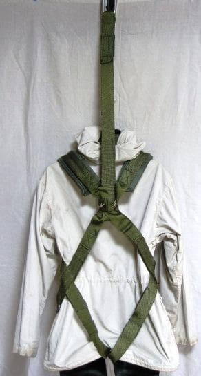 実物未使用９０年台ＮＡＶＥ・ＳＥＡＬｓ使用ＳＰＡ／Ｅハーネス（元箱カラビナ付）