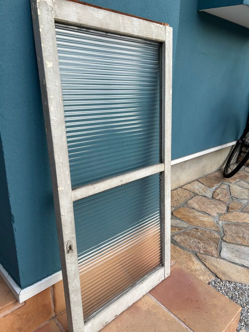 期間限定大幅値下げ！ビンテージ窓枠 昭和レトロ　アンティーク