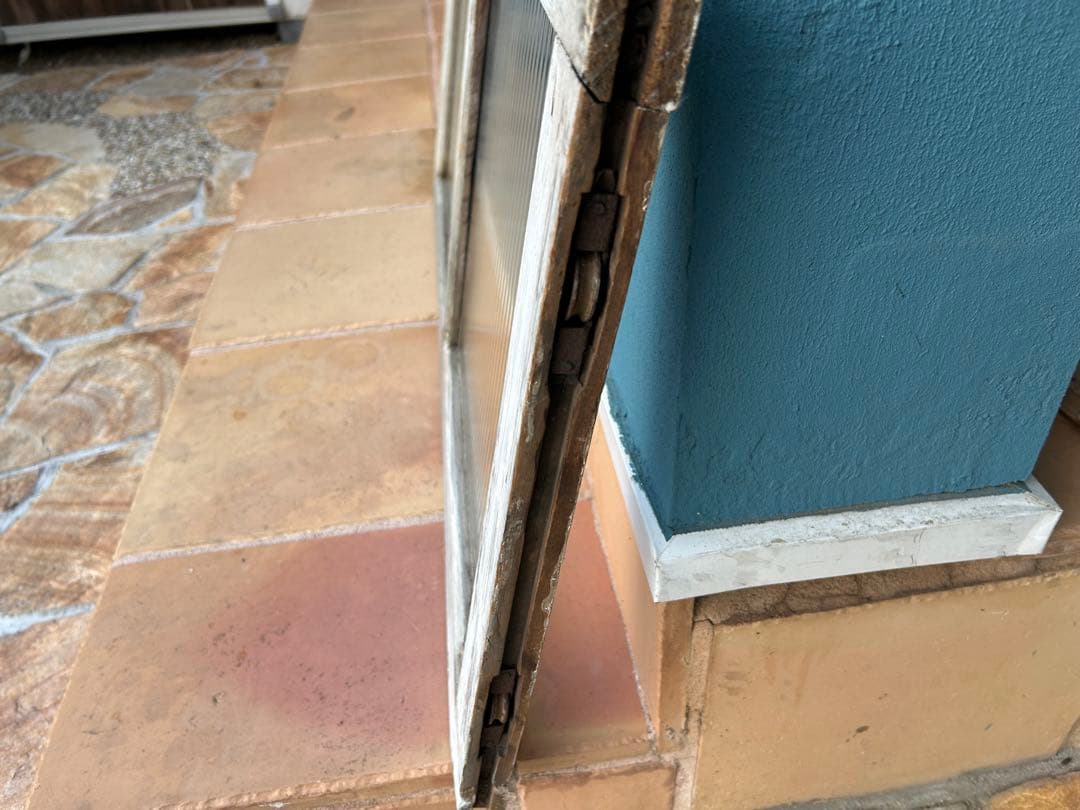 期間限定大幅値下げ！ビンテージ窓枠 昭和レトロ　アンティーク