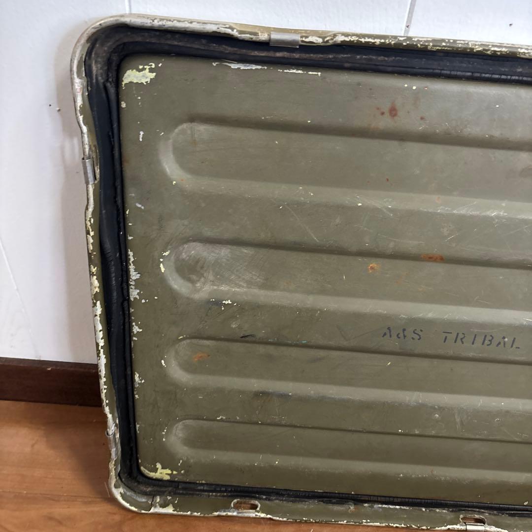 米軍　実物　アルミコンテナ　送料無料