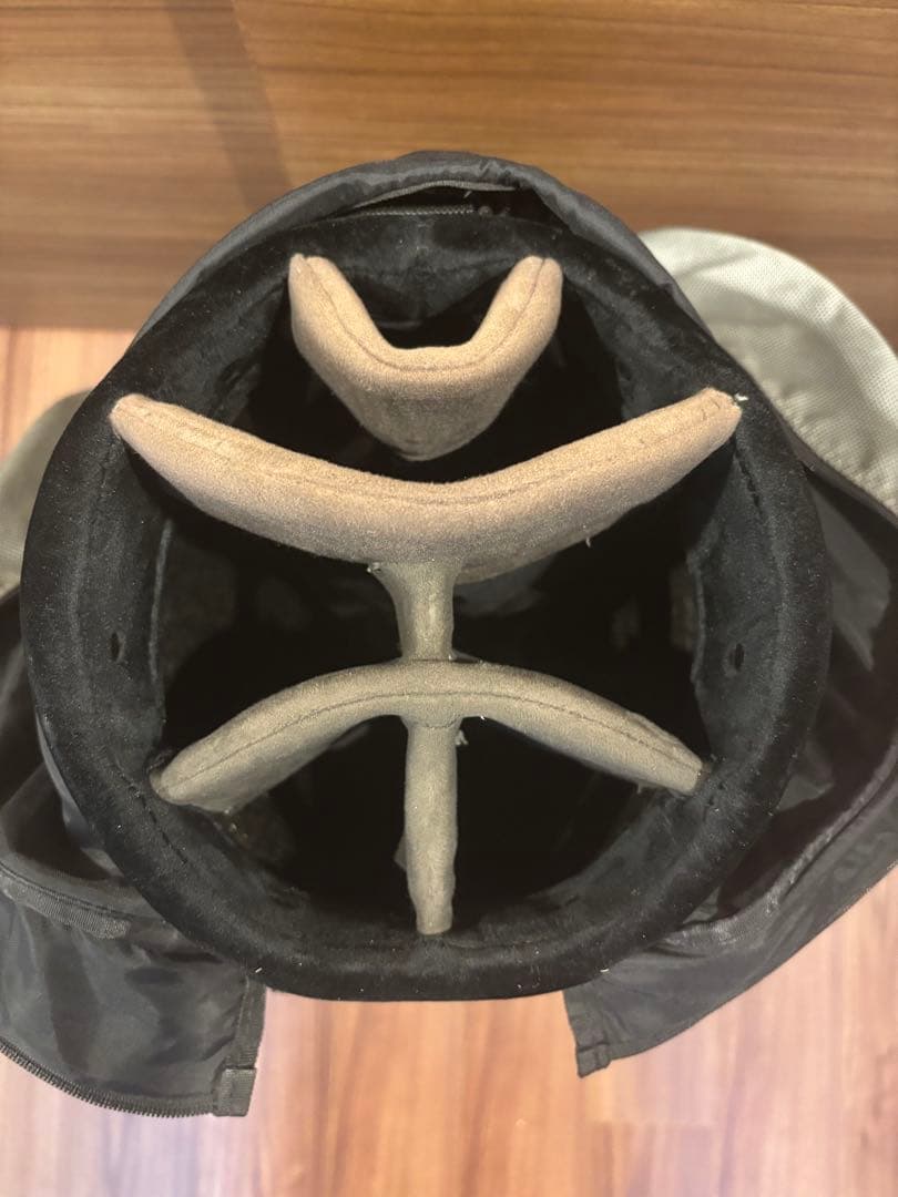 Nike シルバー キャディバッグ