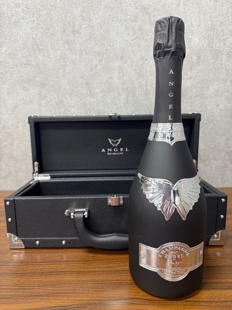 新品未開封　ANGEL エンジェル シャンパン ブラック 箱付き