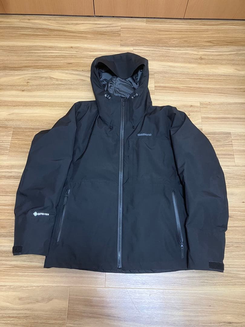 シマノ　ゴアテックス　フィッシングスーツ　Lサイズ　黒　中綿　防寒　防水
