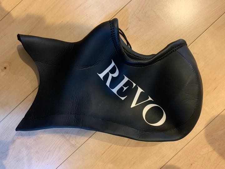 ライトドライスーツ　レボリューション　ヌーベルバーグウェットスーツ