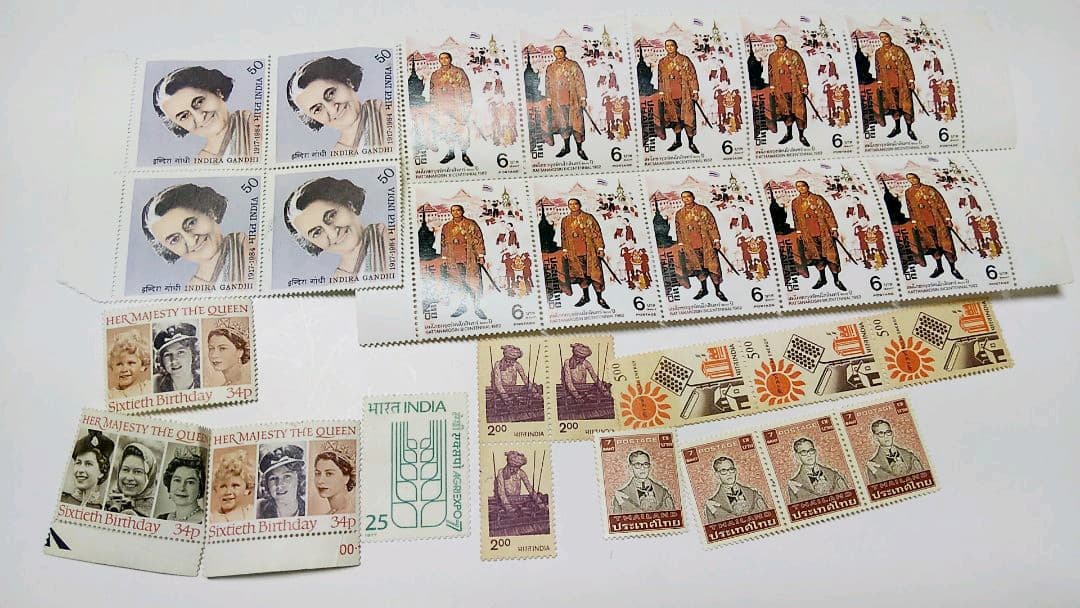 海外切手　世界一周　100枚以上 INDIA USSR　SANMARINO