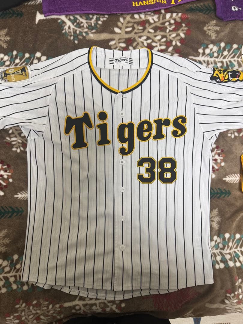 阪神タイガース #38 小幡竜平 チャンピオンエンブレム付きユニフォームMサイズ