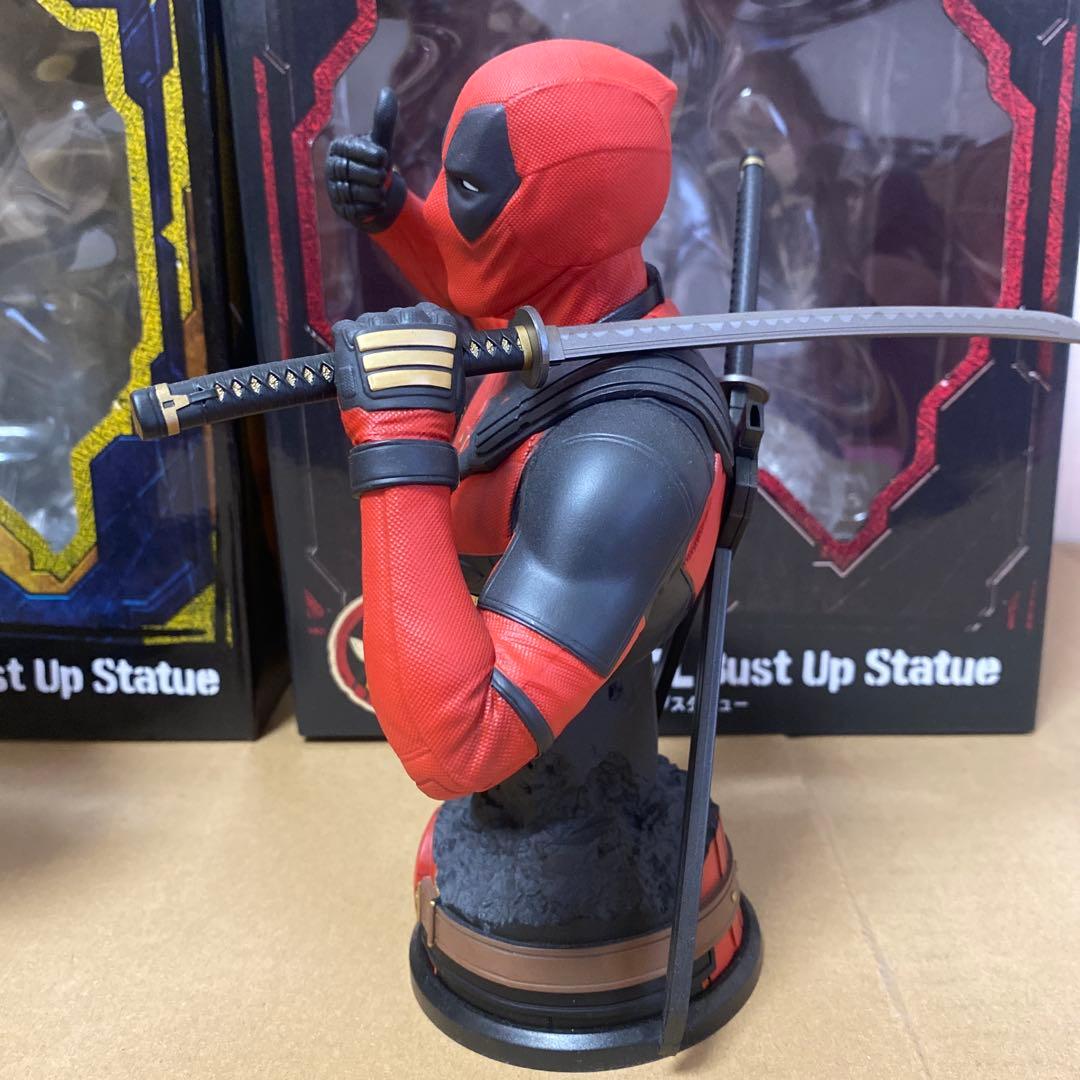 happyくじ　ウルヴァリン　デッドプール スタチュー