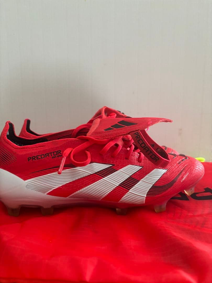 adidas Predator レッド シューズ