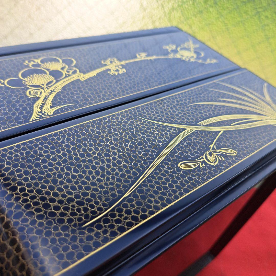 専用品【輪島塗　7.5寸\"2段重箱&重箱台】布着本堅地　沈金\"四君子　未使用品