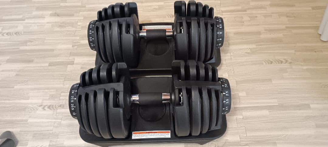 9.14まで値下げ！！調整可能ダンベルセット 2.5~24kg×1個