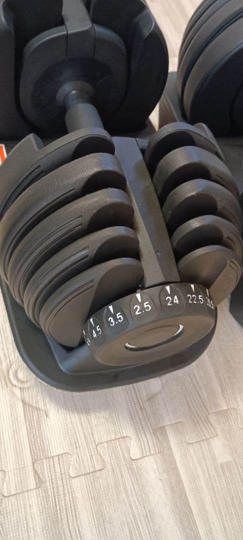 9.14まで値下げ！！調整可能ダンベルセット 2.5~24kg×1個