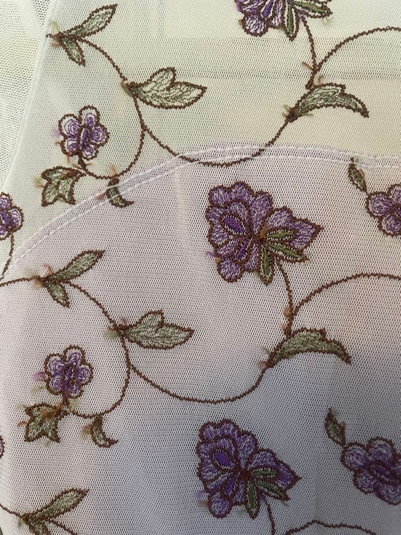 シルフィーヌ　LUCAS 花柄刺繍 シースルー袖 バレエレオタード　サイズ40