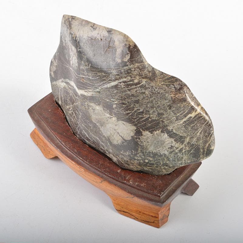 鑑賞石　天然石　菊花石　置物　重さ約627ｇ　唐木台付　C　6297