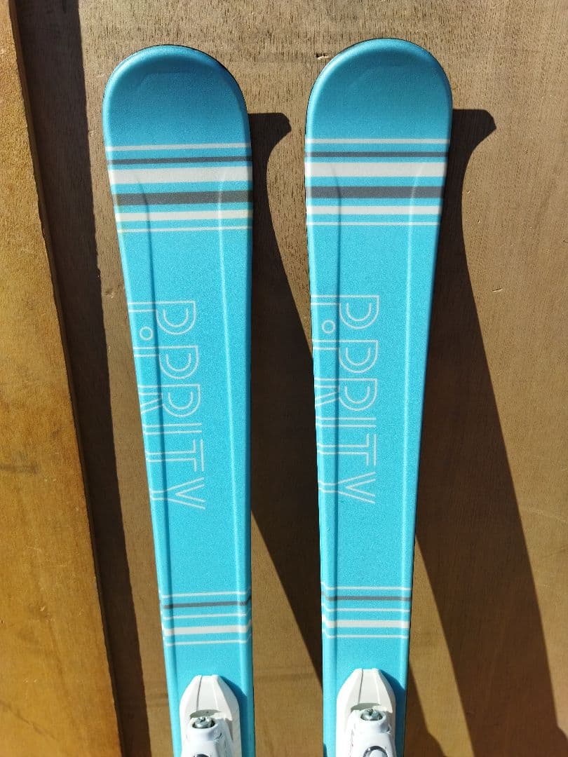 P.PRITY スキー板　130　白　青　子ども用　ジュニア用