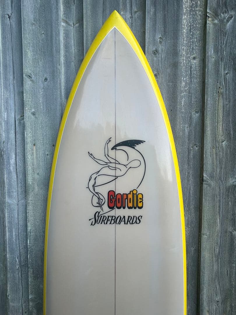 GORDIEサーフボード / 70`S Stinger 6`9