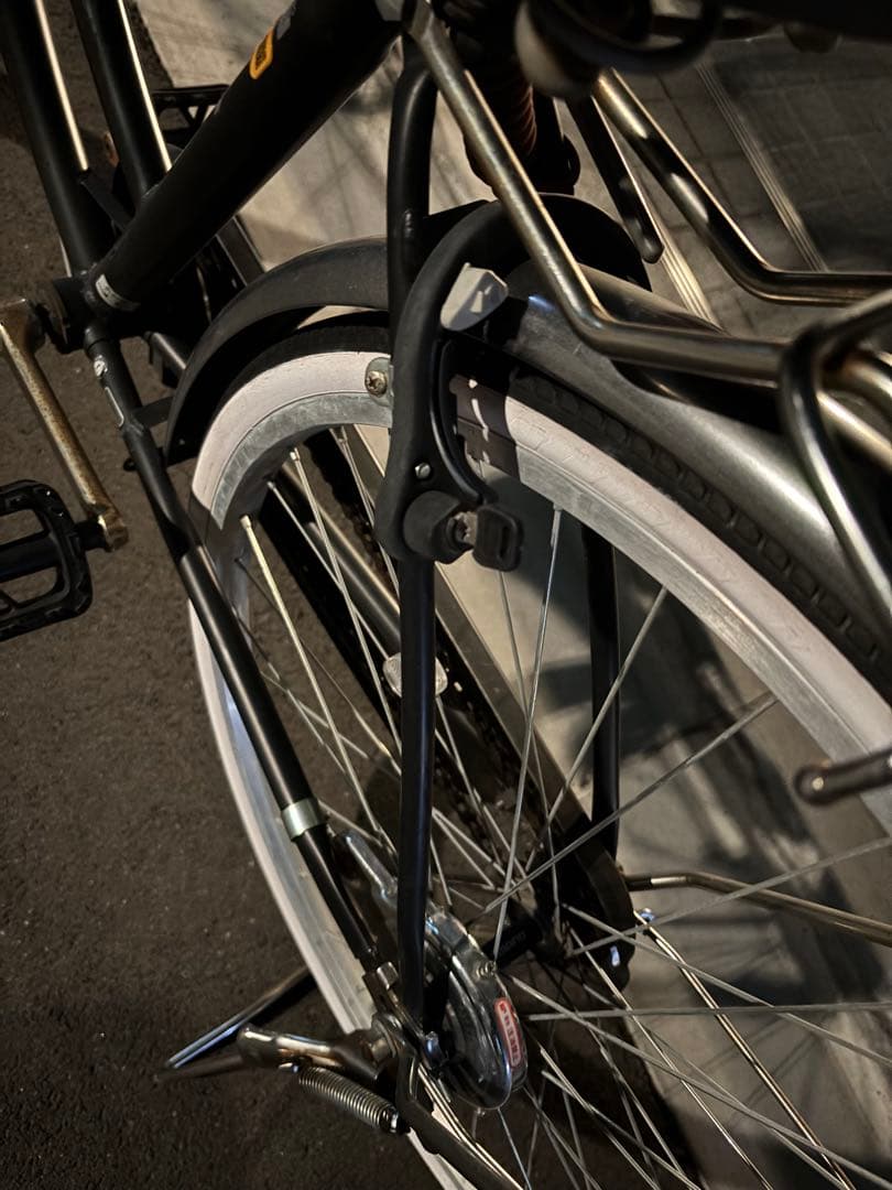 【値下げ】シティサイクル ブラック 26インチ 前カゴ付き　東京