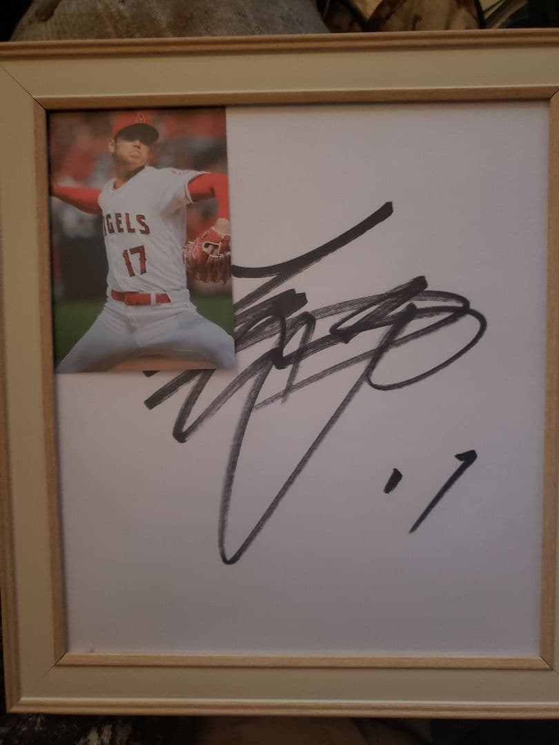 ★世界のスーパースター★大谷翔平直筆サイン色紙、額付き！