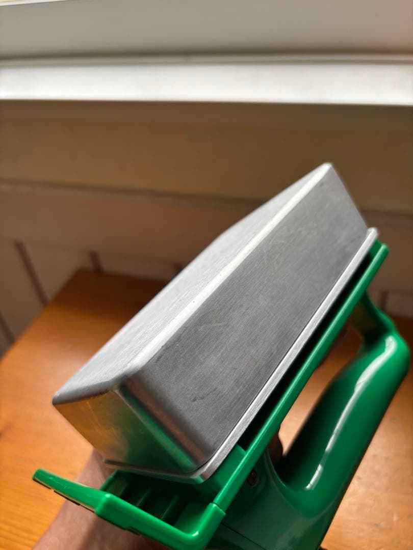 ワクシングアイロン