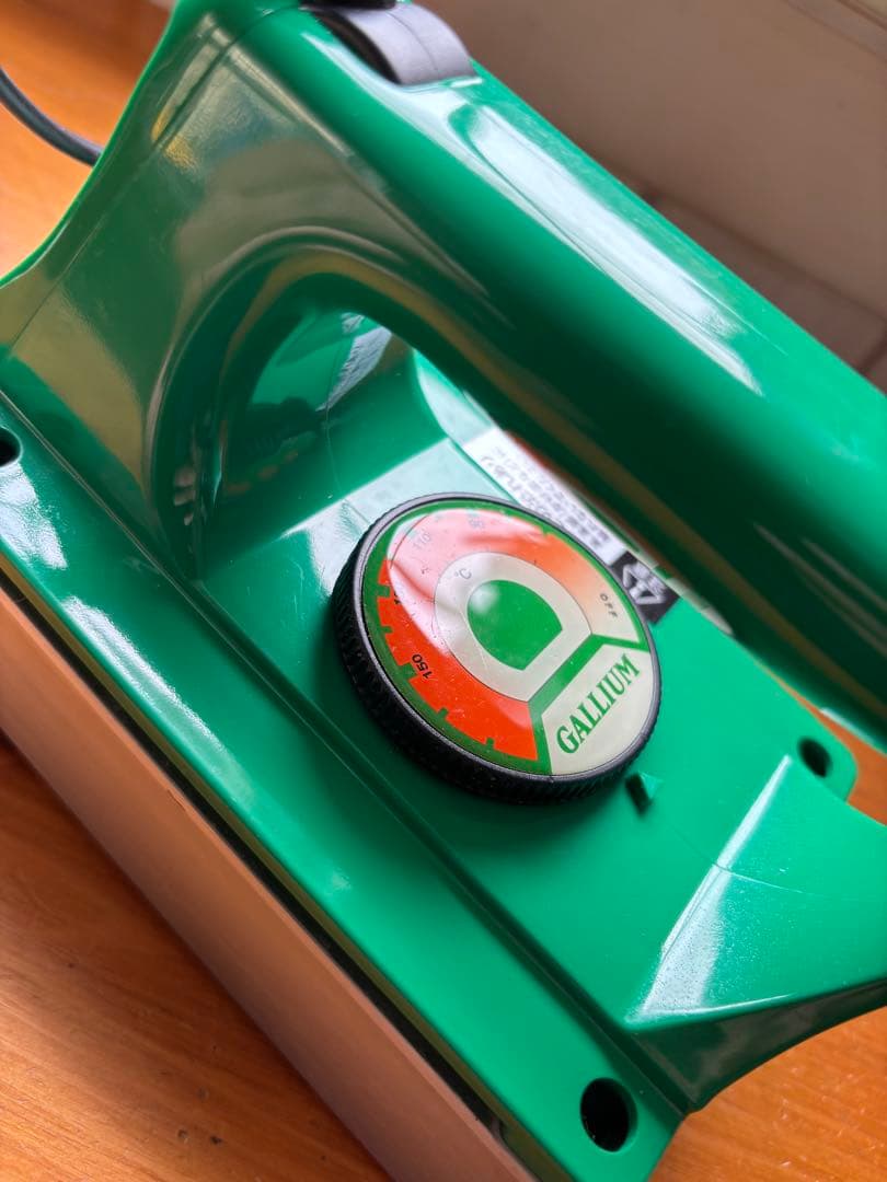 ワクシングアイロン