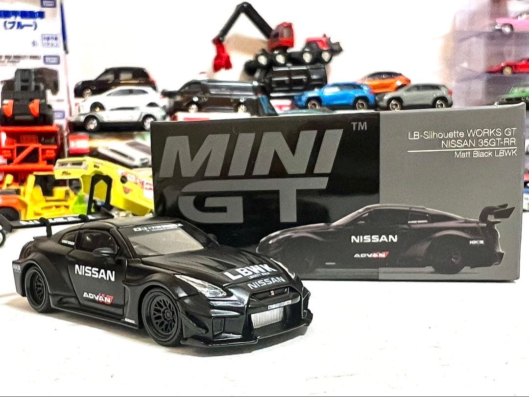 Mini GT 日産35GT-RR Matte Black LBWK R35