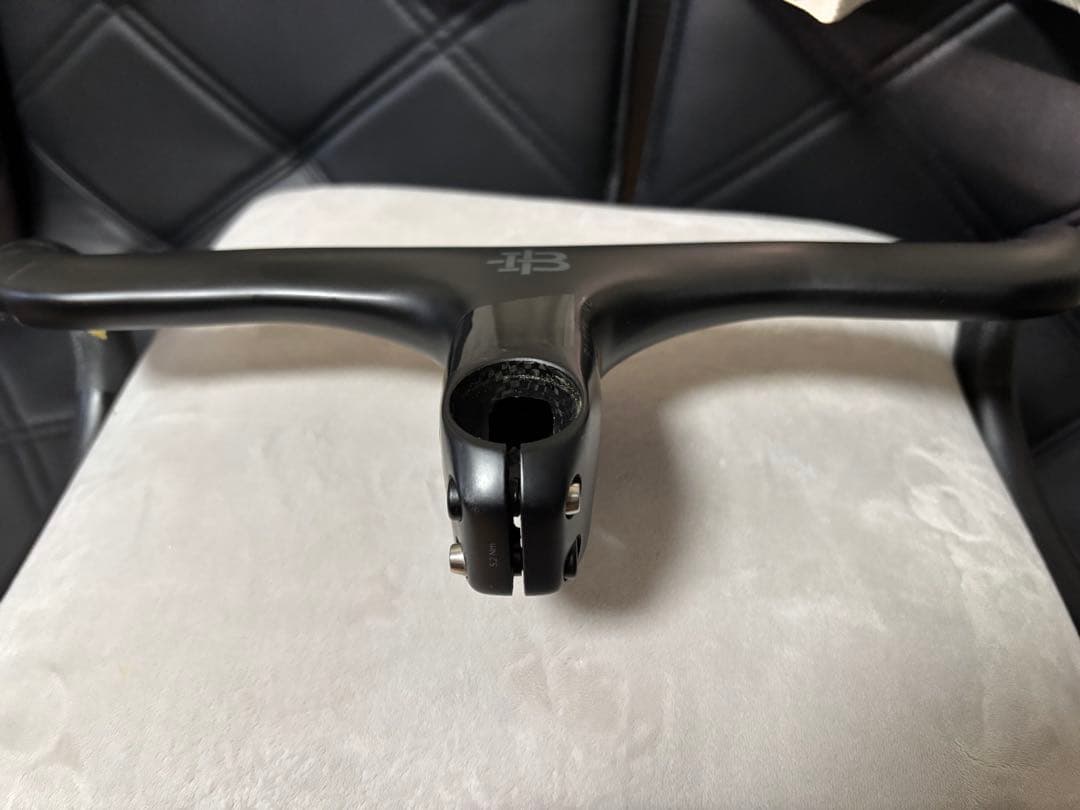 black inc 一体型ハンドル