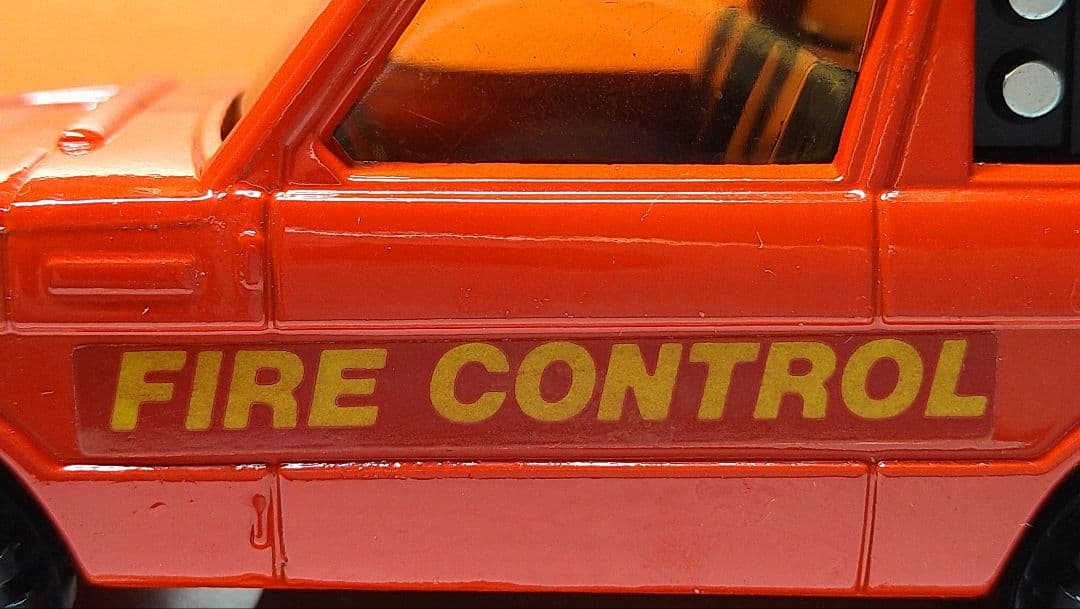 マッチボックス　MATCHBOX　K‐64　レンジローバー消防自動車