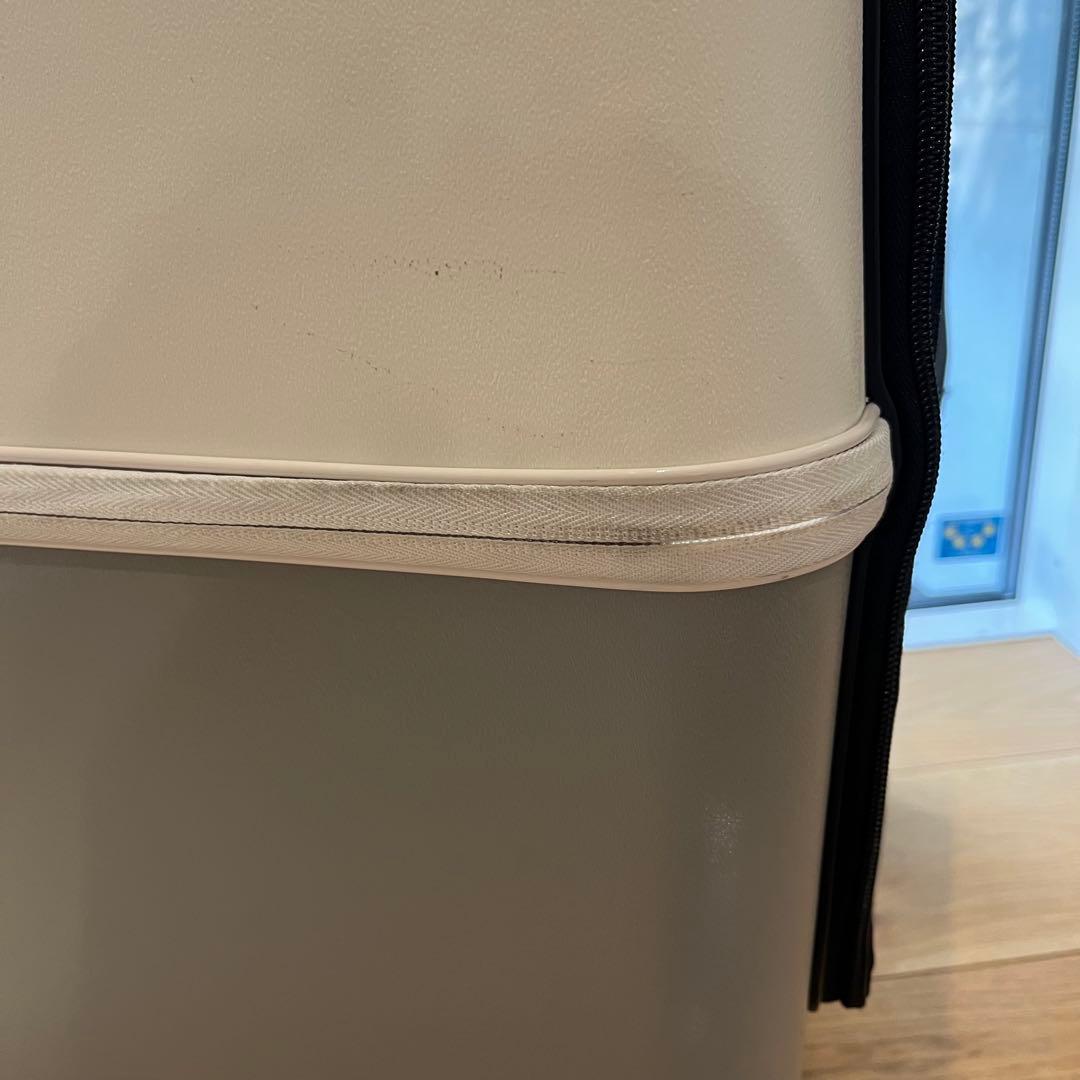 最終セールです！Lサイズ　日本発ペットハードキャリー　「PETiCO（ペチコ）」