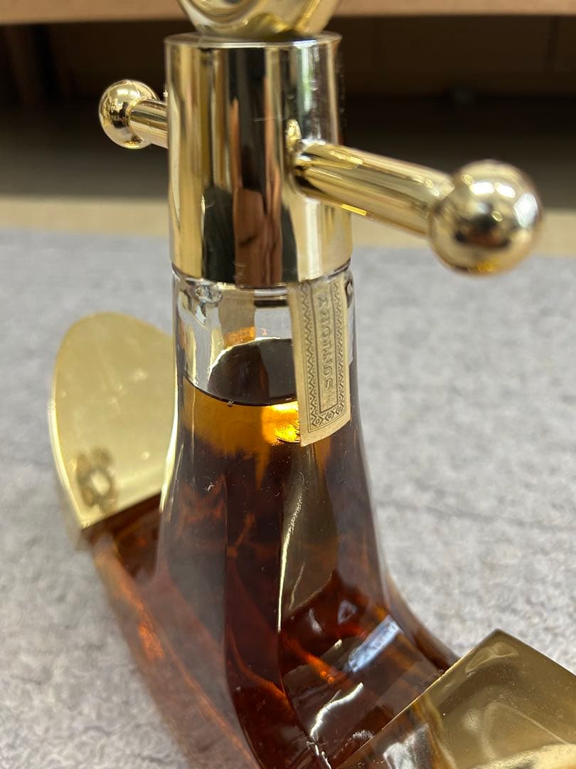 サントリー ウイスキー エクセレンス PORTOPIA’81記念　アンカーボトル