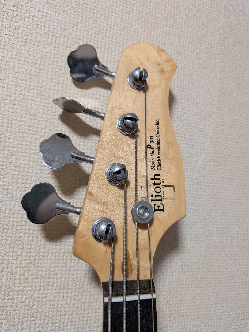 Elioth レアなアクティブのプレシジョンベース CA レッド 赤