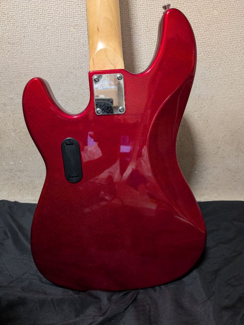 Elioth レアなアクティブのプレシジョンベース CA レッド 赤