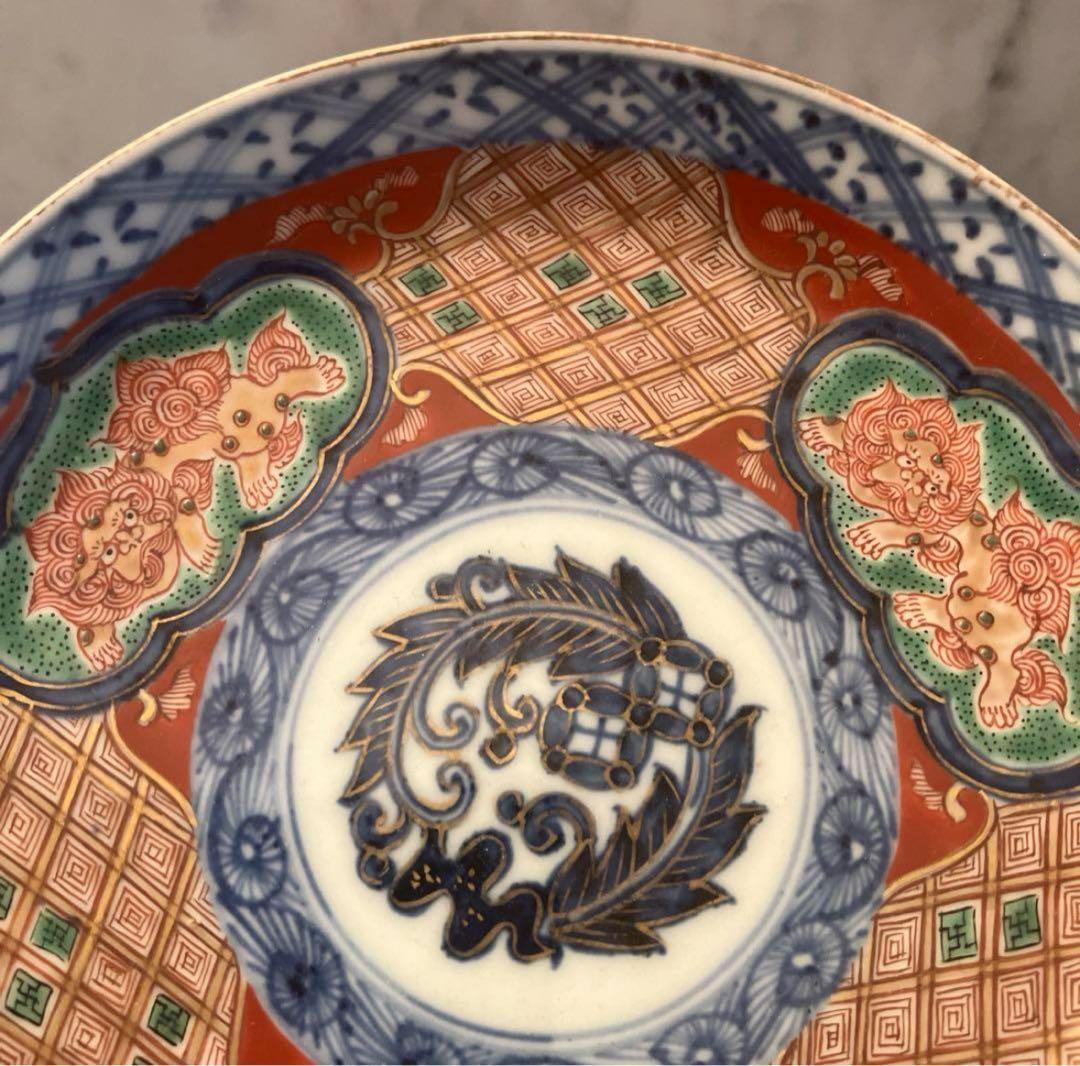 アンティーク九谷焼×伊万里焼狛犬や幾何学模様が精巧に描かれ金彩が美しい豪華絢爛皿