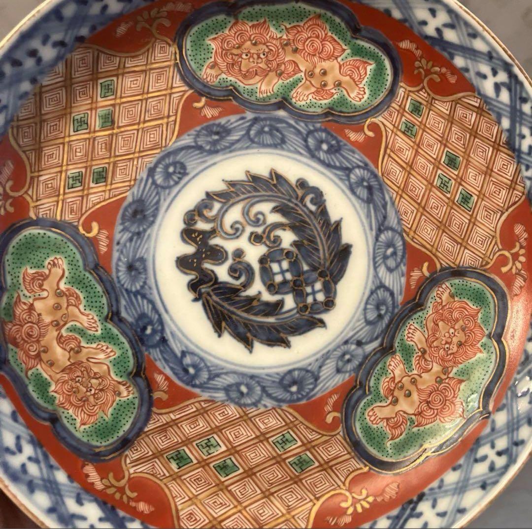 アンティーク九谷焼×伊万里焼狛犬や幾何学模様が精巧に描かれ金彩が美しい豪華絢爛皿