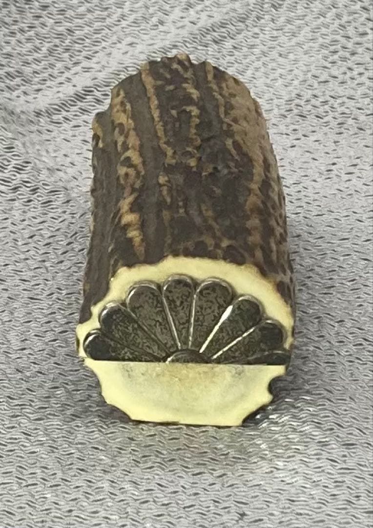 B439s「春日大社鹿角香合」木遊軒一丘造一司作　共袋(一丘)共箱(一丘一司銘)