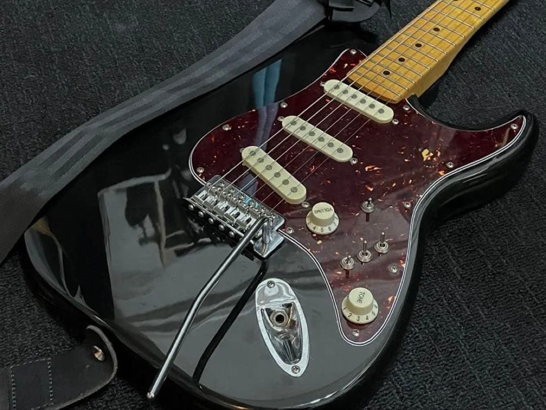 JUNO ストラトキャスター Tom Andnerson風ワイアリング