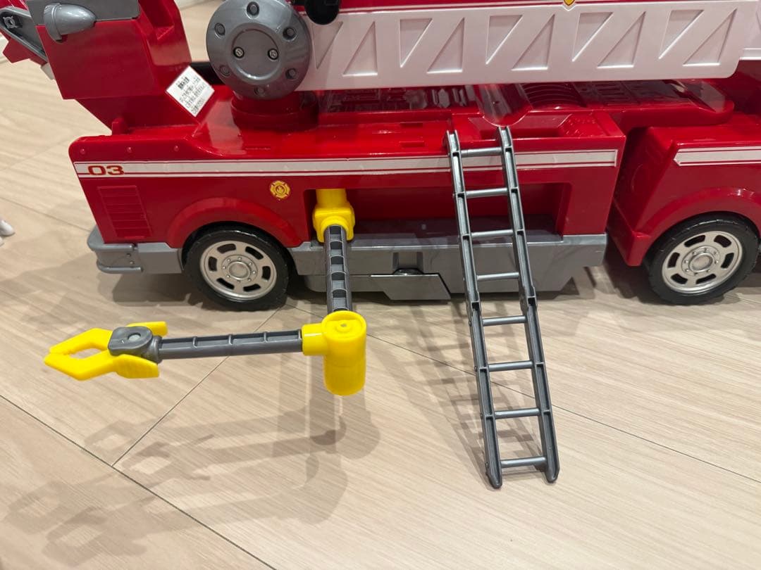 パウ・パトロール　マーシャル　アルティメット　DXレスキュービークル