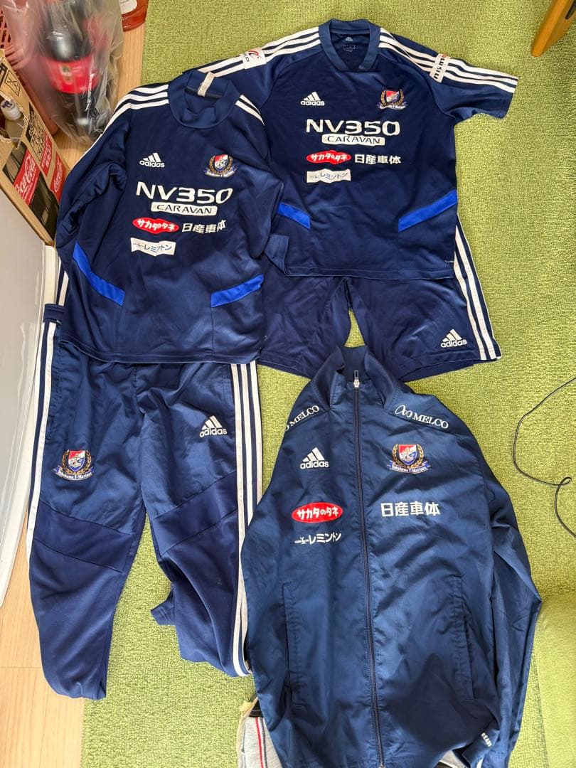 横浜マリノストレーニングウェア 上下セット NV350