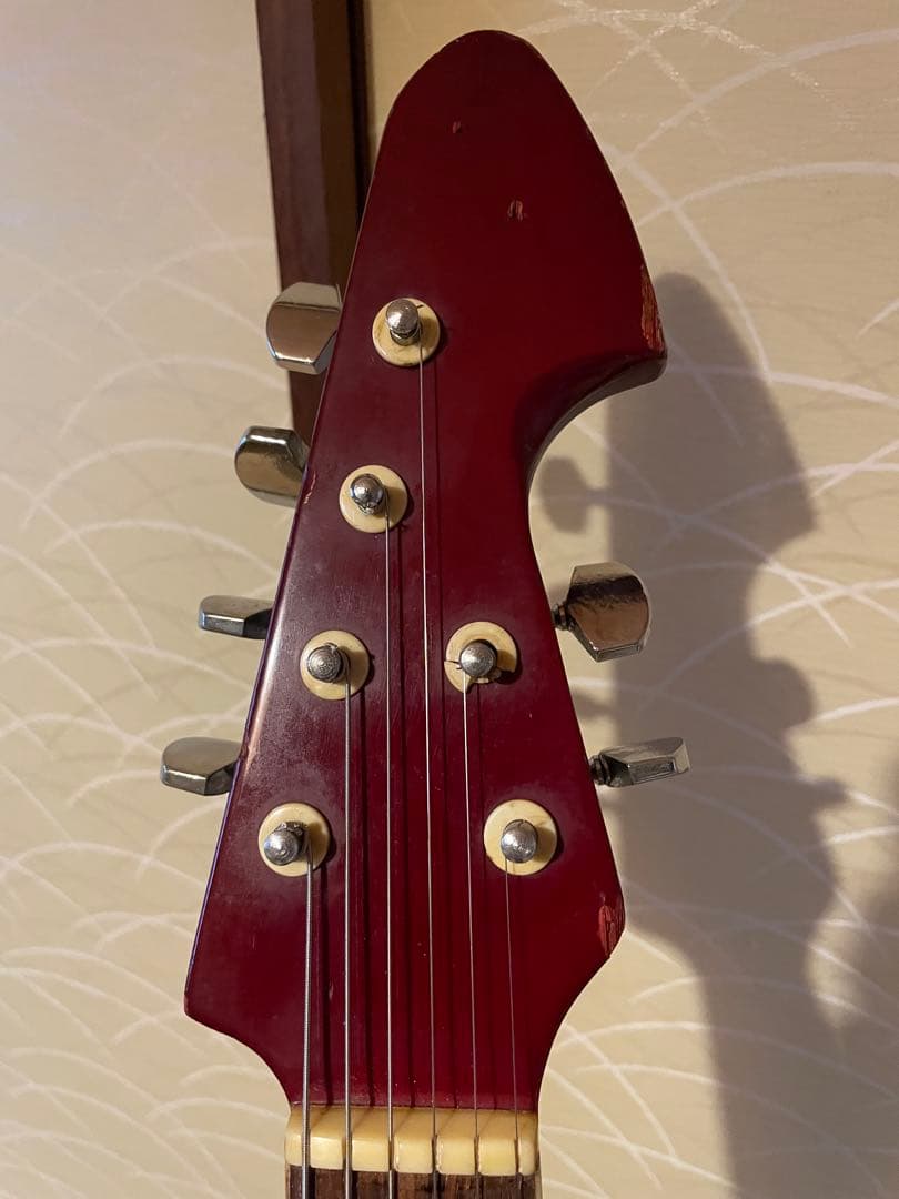 テスコ TG-64 レッド エレキギター 3ピックアップ