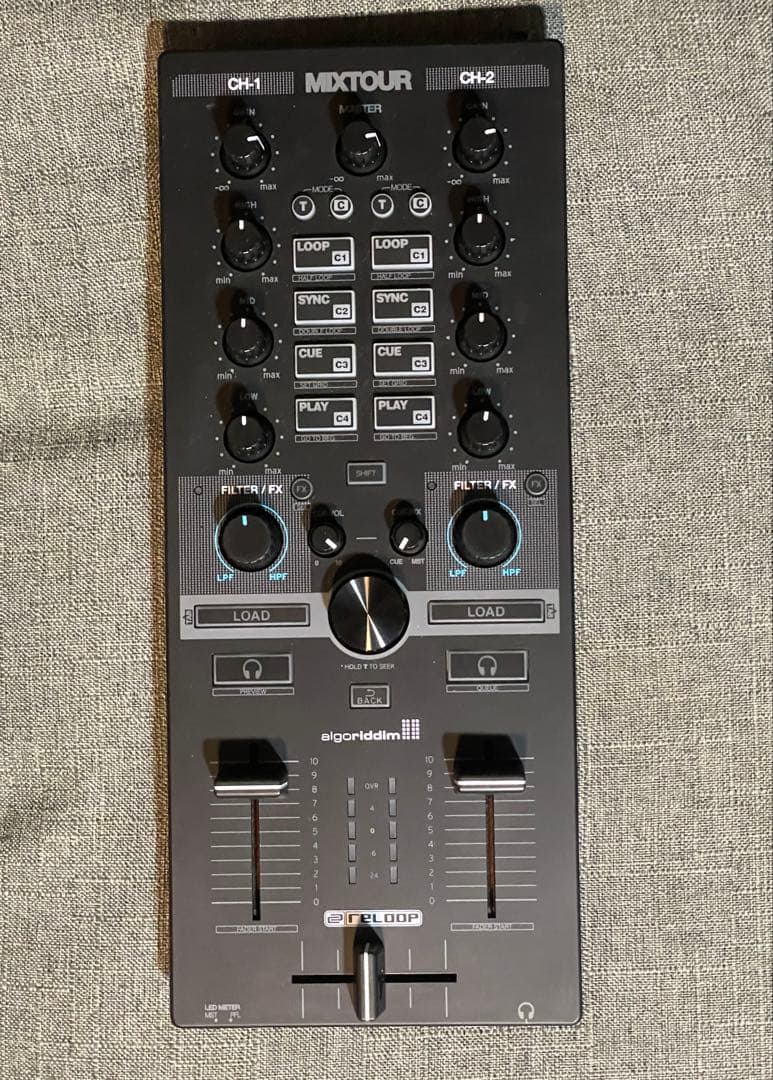 Reloop MIXTOUR DJコントローラー　専用ケース付