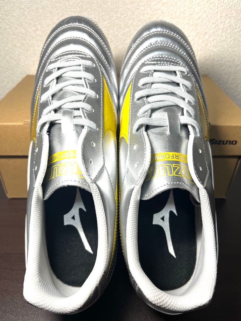 ★新品★ 海外限定 モレリア2クラブ 25.5cm