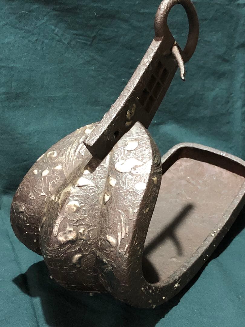 鎧　鉄製　象嵌　馬具　時代物　アンティーク　インテリア　置物