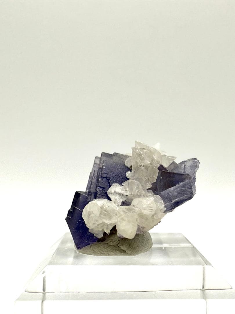 フローライト　犬牙カルサイト　共生　蛍石　原石　鉱物　標本　天然石