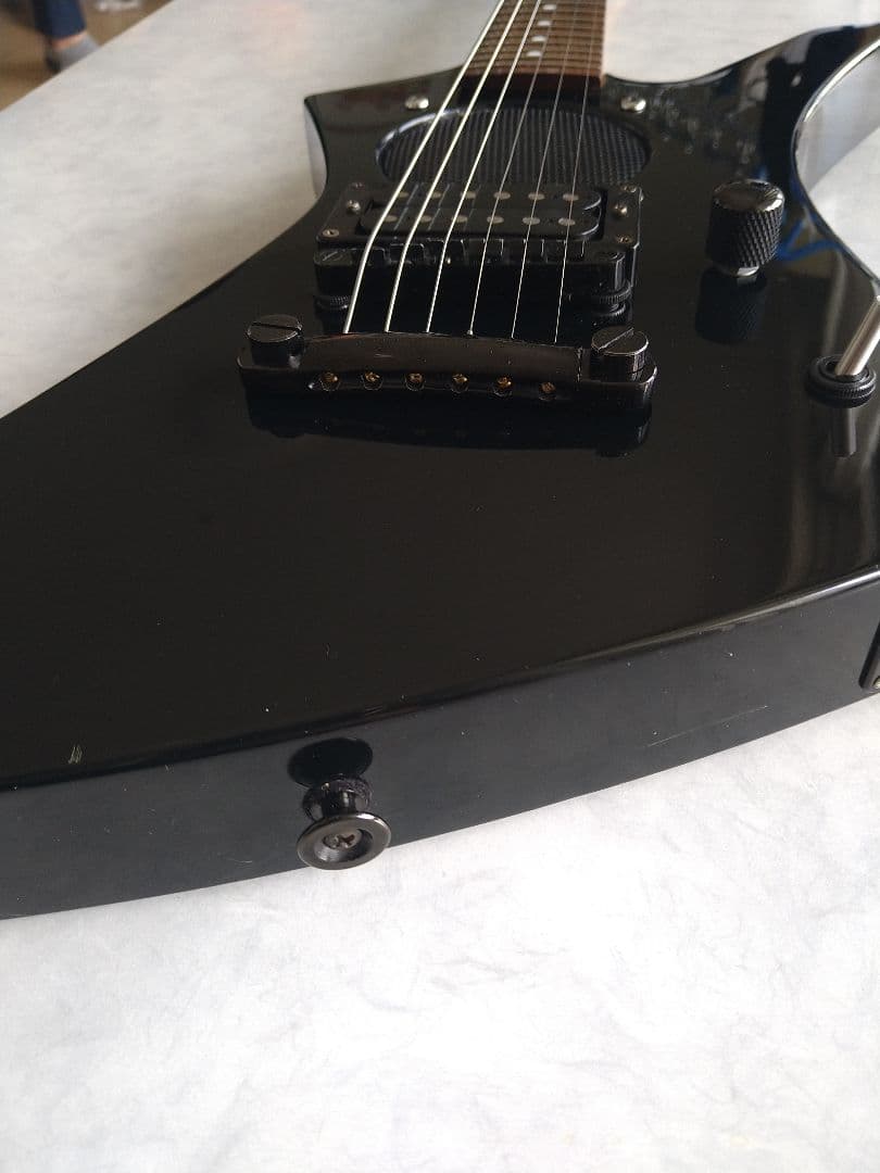 JACKSON/CHARVEL アンプ内蔵ギター