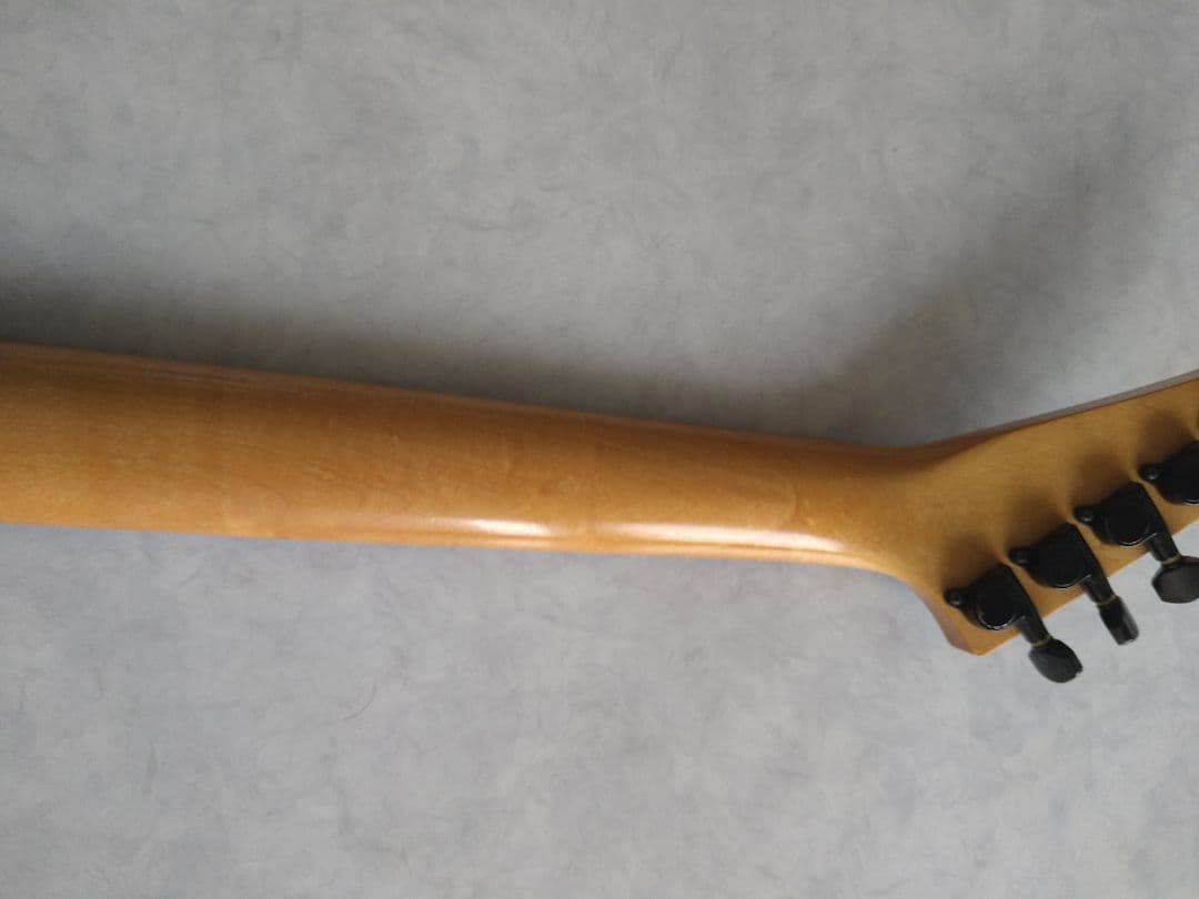 JACKSON/CHARVEL アンプ内蔵ギター